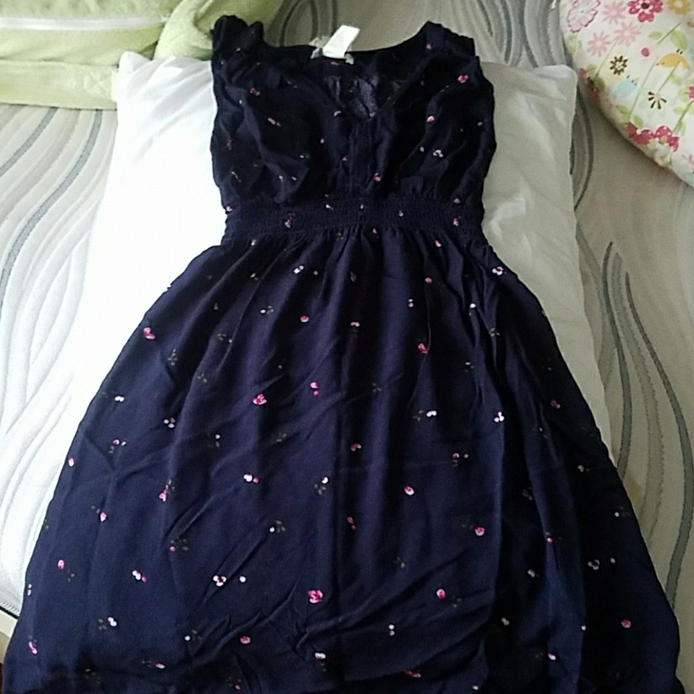 H&M Mama maternity dress- used